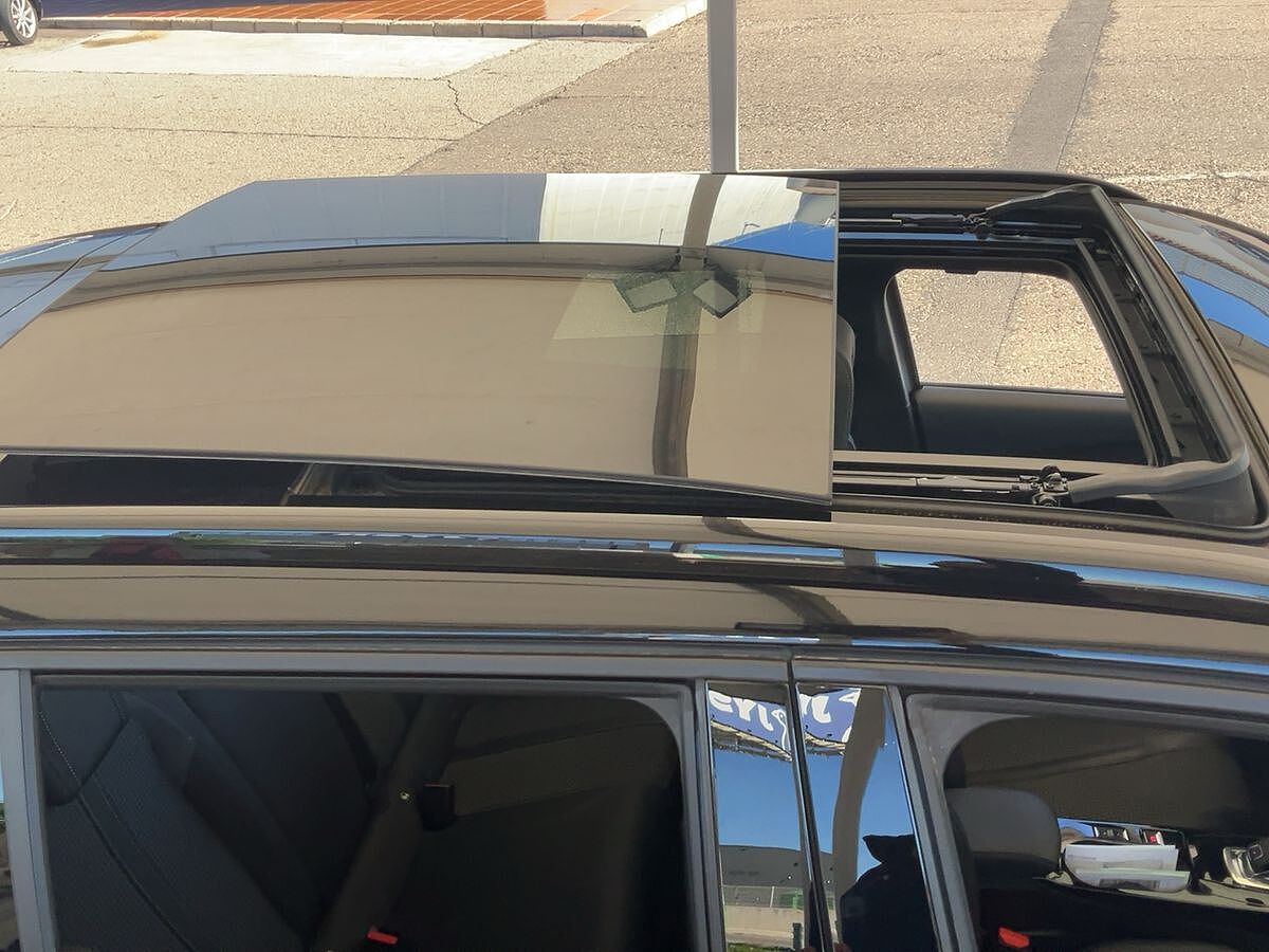 COMING SOON PEUGEOT 2008 GT LINE 1.2 E-THP AUTO SPANISH LHD IN SPAIN 30K 1 OWNER SUPERB 2021