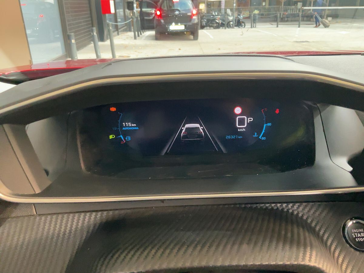 COMING SOON PEUGEOT 2008 ALLURE 1.2 E-THP AUTO SPANISH LHD IN SPAIN 16000 MILES SUPERB 2021