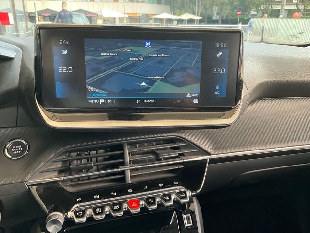 COMING SOON PEUGEOT 2008 ALLURE 1.2 E-THP AUTO SPANISH LHD IN SPAIN 16000 MILES SUPERB 2021