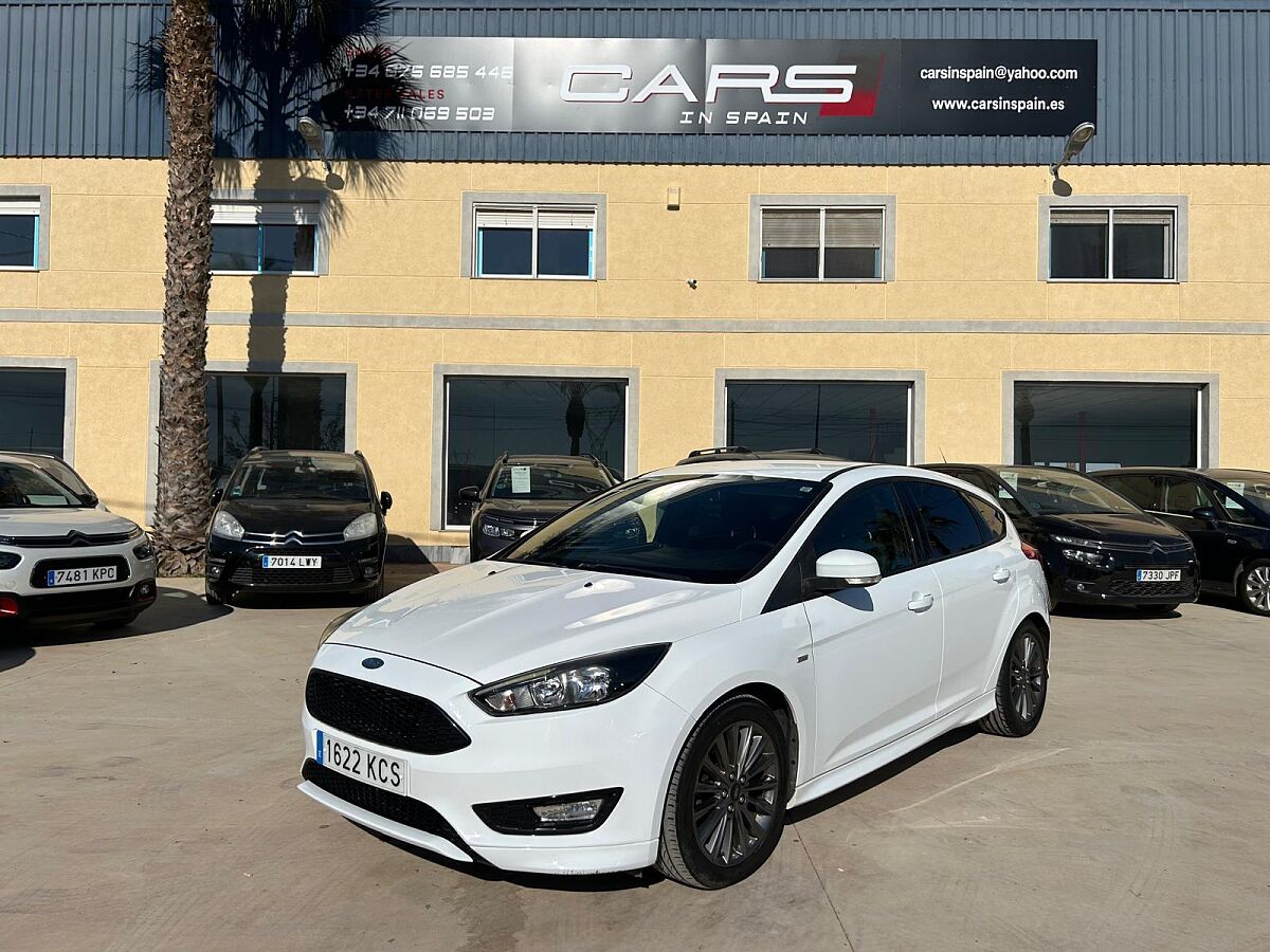 FORD FOCUS ST LINE 1.0 AUTO SPANISH LHD IN SPAIN 49000 MILES SUPERB 2017