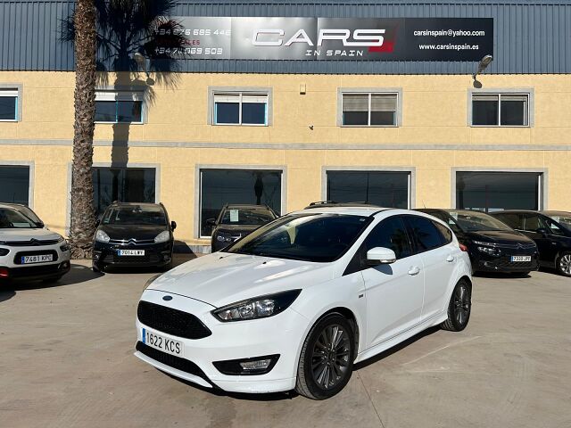 FORD FOCUS ST LINE 1.0 AUTO SPANISH LHD IN SPAIN 49000 MILES SUPERB 2017