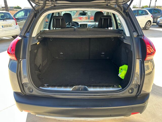 PEUGEOT 2008 ALLURE 1.2 E-THP AUTO SPANISH LHD IN SPAIN 105000 MILES SUPERB 2017