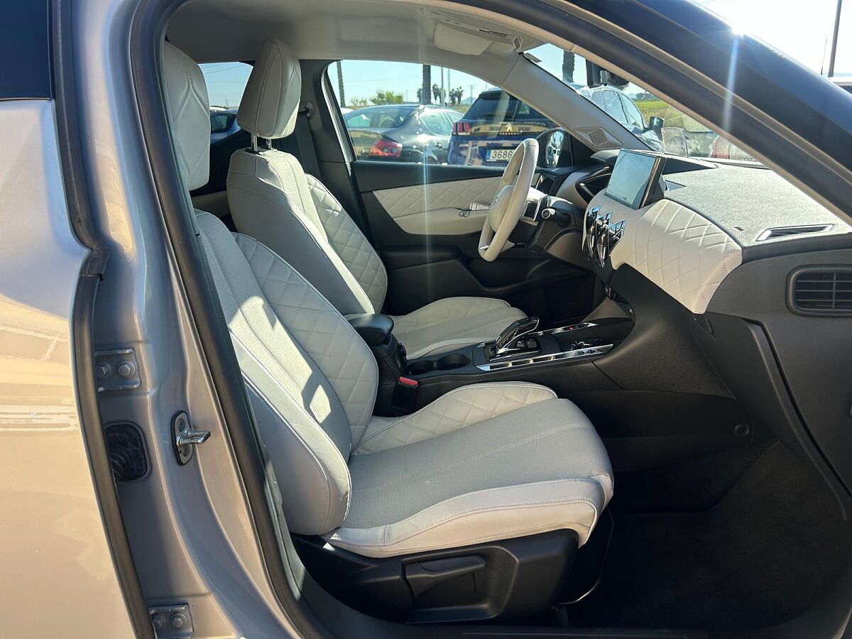 CITROEN DS3 CROSSBACK SO CHIC 1.2 E-THP AUTO SPANISH LHD IN SPAIN 45000 MILES SUPERB 2020