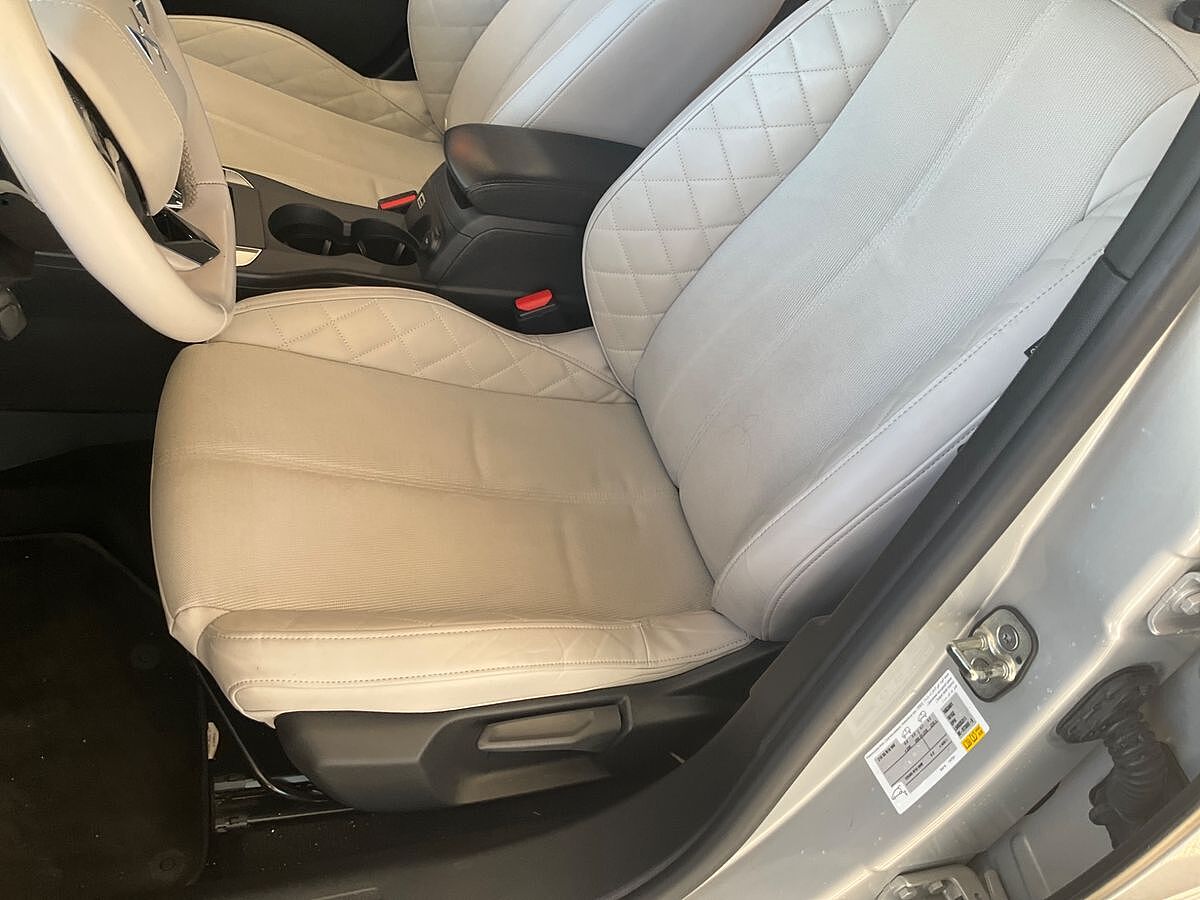 CITROEN DS3 CROSSBACK SO CHIC 1.2 E-THP AUTO SPANISH LHD IN SPAIN 45000 MILES SUPERB 2020