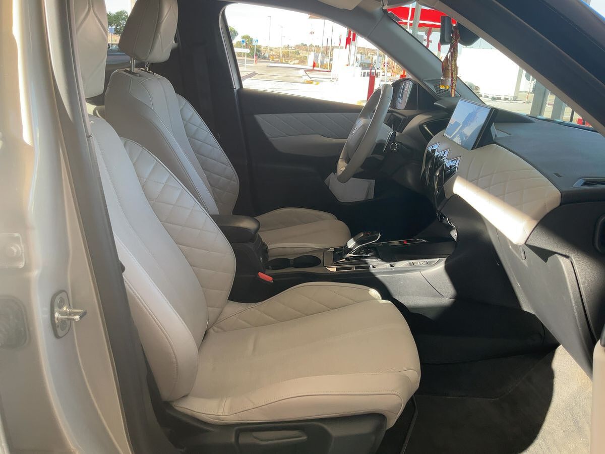 CITROEN DS3 CROSSBACK SO CHIC 1.2 E-THP AUTO SPANISH LHD IN SPAIN 45000 MILES SUPERB 2020