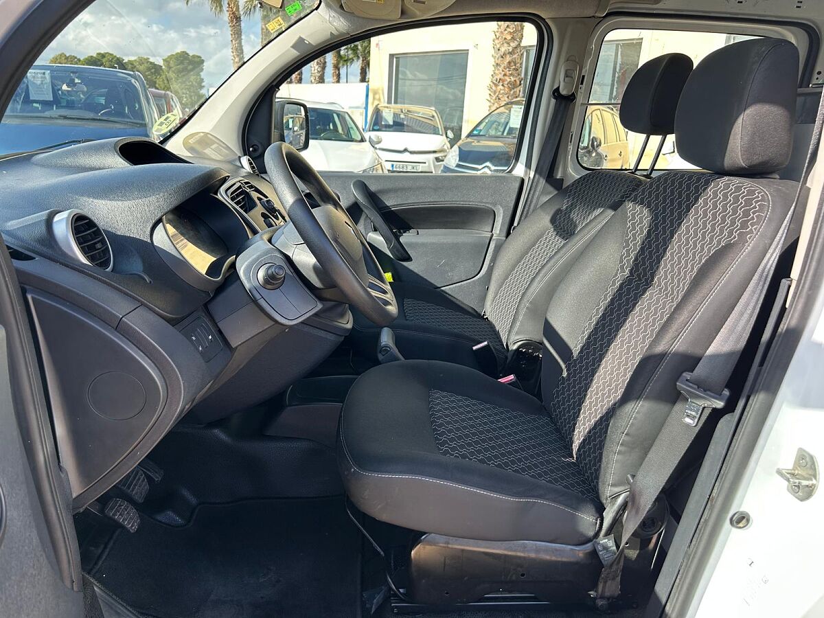 RENAULT KANGOO COMBI VAN 1.5 DCI SPANISH LHD IN SPAIN 64000 MILES SUPERB 2015