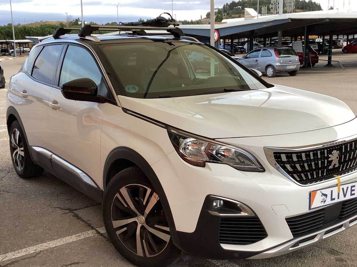COMING SOON PEUGEOT 3008 ALLURE 1.2 E-THP AUTO SPANISH LHD IN SPAIN 74000 MILES SUPERB 2017