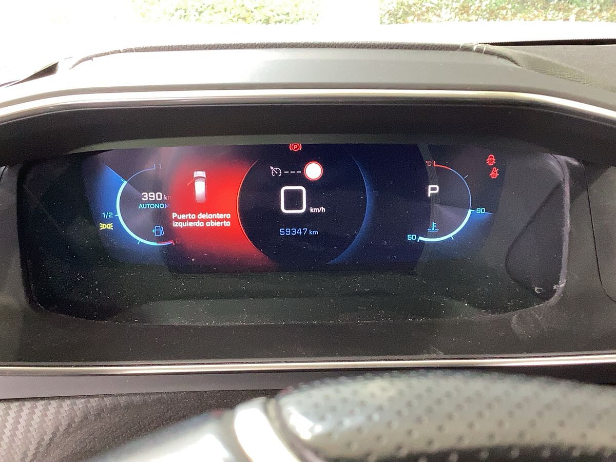 COMING SOON PEUGEOT 2008 GT LINE 1.2 E-THP AUTO SPANISH LHD IN SPAIN 36K 1 OWNER SUPERB 2021