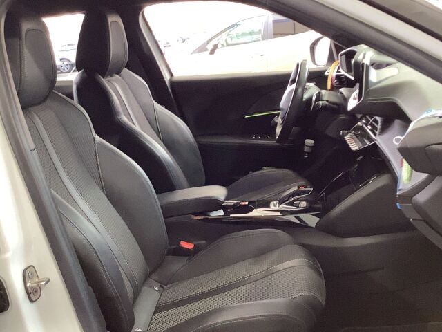 COMING SOON PEUGEOT 2008 GT LINE 1.2 E-THP AUTO SPANISH LHD IN SPAIN 36K 1 OWNER SUPERB 2021