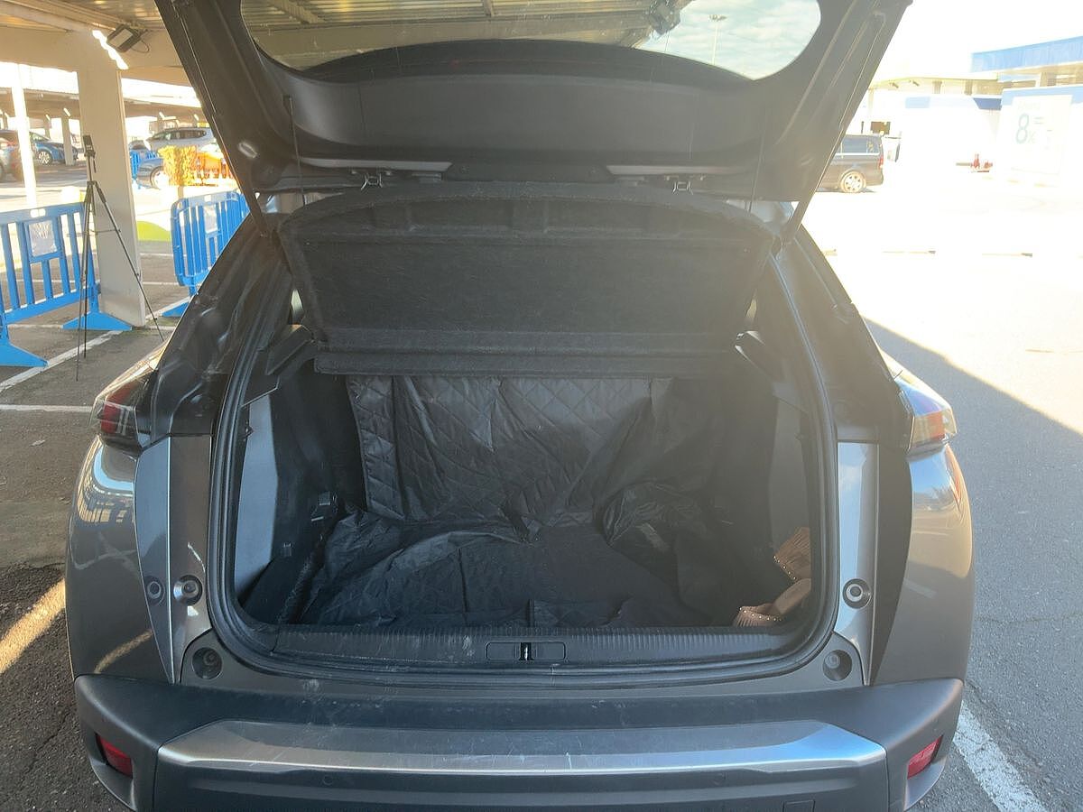 COMING SOON PEUGEOT 2008 ALLURE 1.2 E-THP AUTO SPANISH LHD IN SPAIN 44K 1 OWNER SUPERB 2021