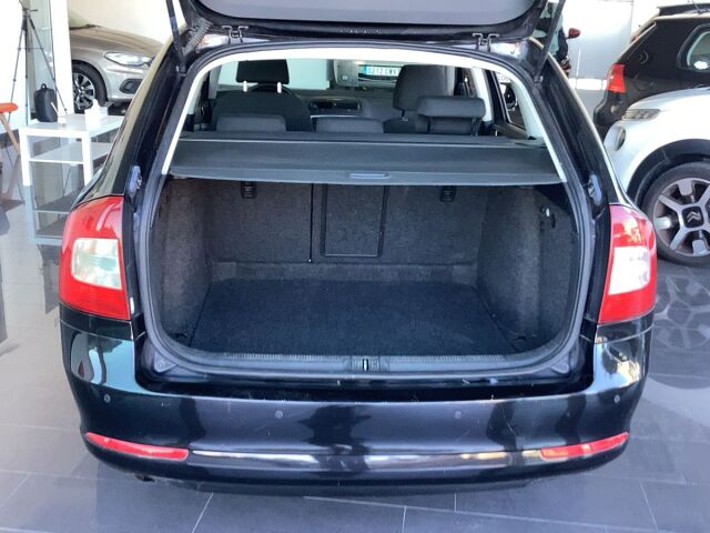 COMING SOON SKODA OCTAVIA AMBIENTE ESTATE 1.6 TDI AUTO SPANISH LHD IN SPAIN 80000 MILES 2011