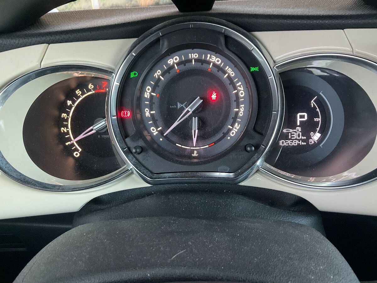 COMING SOON CITROEN DS3 CAFE RACER LE 1.2 E-THP AUTO SPANISH LHD IN SPAIN 63000 MILES 2018