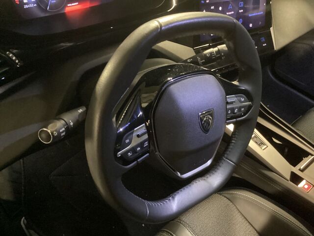 COMING SOON PEUGEOT 308 ALLURE 1.2 E-THP AUTO SPANISH LHD IN SPAIN 16000 MILES SUPERB 2023