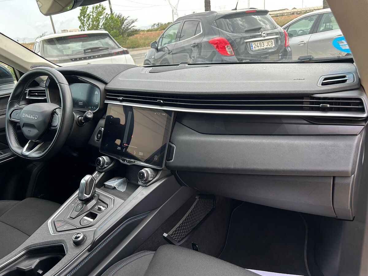 LYNK & CO 01 1.5 PHEV AUTO SPANISH LHD IN SPAIN 71000 MILES SUPERB 2021