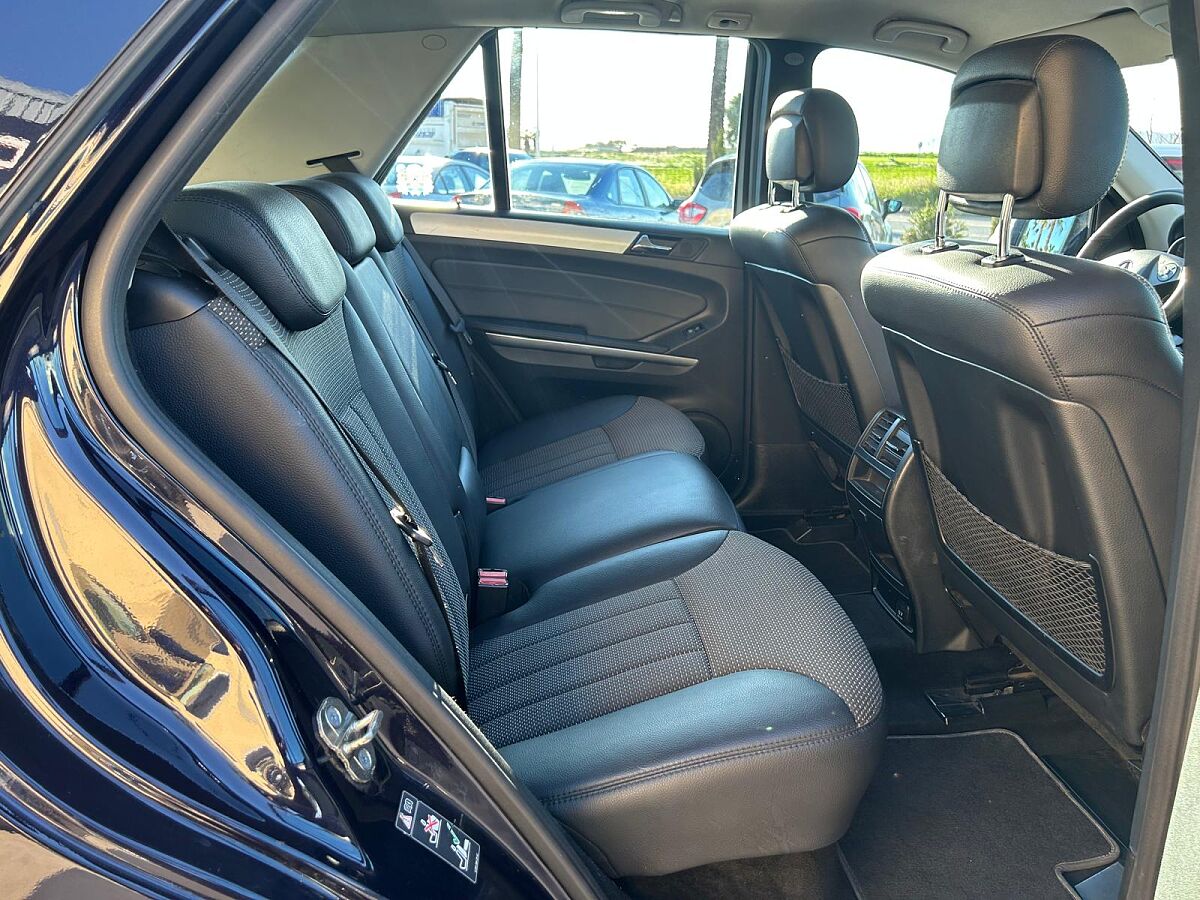  MERCEDES ML 300 CDI 4X4 AUTO SPANISH LHD IN SPAIN 204000 MILES SUPERB 2012