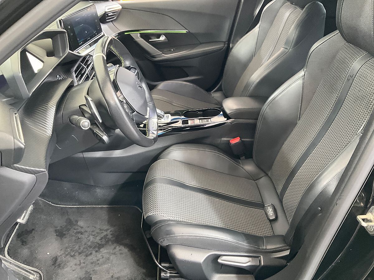 COMING SOON PEUGEOT 2008 GT 1.2 E-THP AUTO SPANISH LHD IN SPAIN 68000 MILES SUPERB 2020