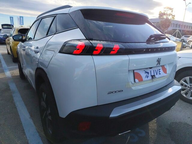COMING SOON PEUGEOT 2008 ALLURE 1.2 E-THP AUTO SPANISH LHD IN SPAIN 28000 MILES SUPER 2022