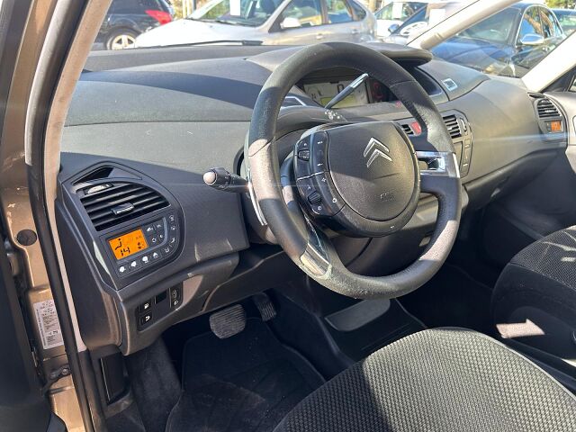 CITROEN C4 PICASSO EXCLUSIVE 1.6 HDI AUTO SPANISH LHD IN SPAIN 185000 MILES 2009