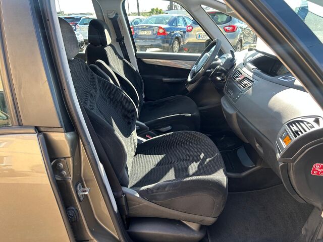 CITROEN C4 PICASSO EXCLUSIVE 1.6 HDI AUTO SPANISH LHD IN SPAIN 185000 MILES 2009