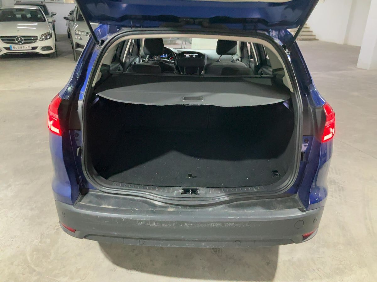 COMING SOON FORD FOCUS TITANIUM ESTATE 1.5 TDCI AUTO SPANISH LHD IN SPAIN 93000 MILES 2015