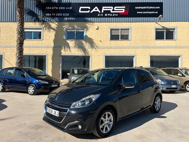 PEUGEOT 208 ALLURE 1.2 E-THP SPANISH LHD IN SPAIN 90000 MILES SUPERB 2015