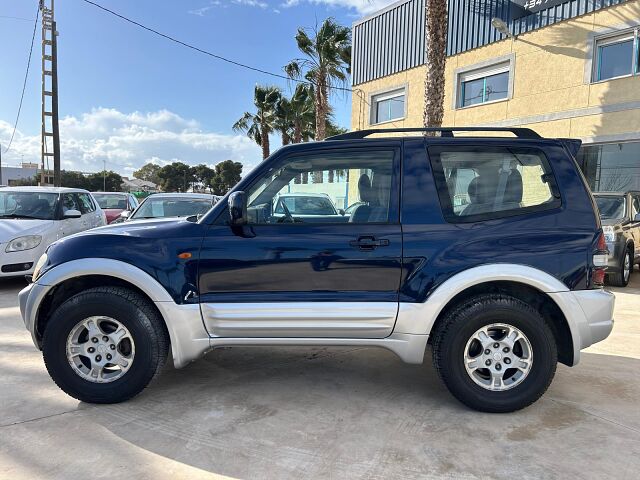 MITSUBISHI SHOGUN SWB 3.2 D4D 4X4 AUTO SPANISH RHD IN SPAIN 152000 MILES 2002