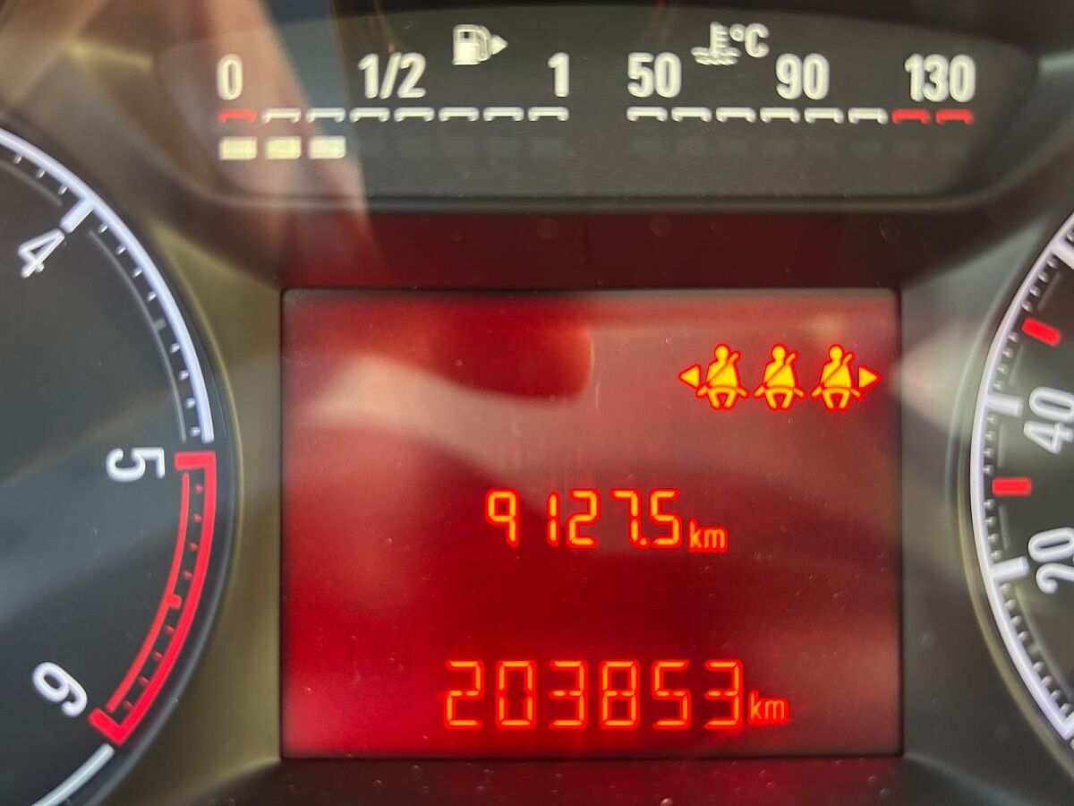 OPEL CORSA E ENERGY 1.2 CDTI SPANISH LHD IN SPAIN 126000 MILES SUPERB 2016