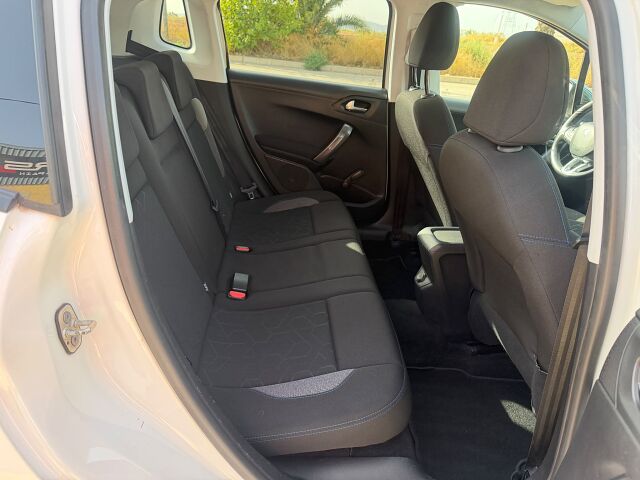 PEUGEOT 2008 STYLE 1.2 E-THP AUTO SPANISH LHD IN SPAIN 83000 MILES SUPERB 2018