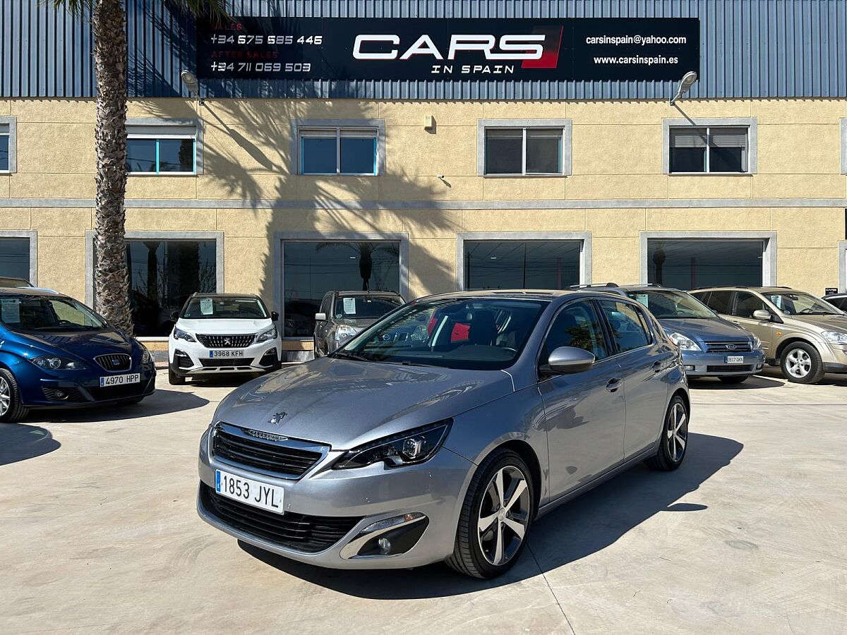 PEUGEOT 308 ALLURE 1.2 E-THP AUTO SPANISH LHD IN SPAIN 61000 MILES SUPERB 2017