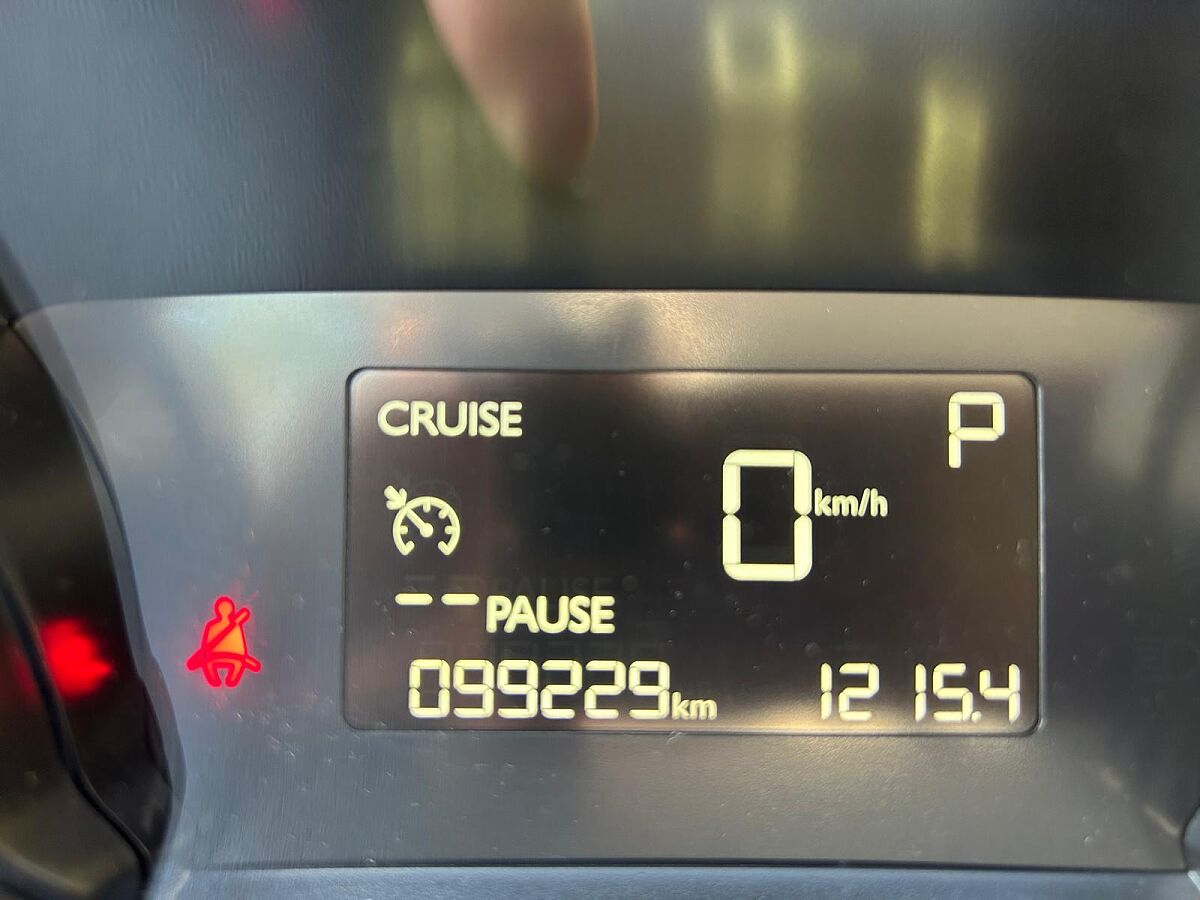 PEUGEOT 308 ALLURE 1.2 E-THP AUTO SPANISH LHD IN SPAIN 61000 MILES SUPERB 2017