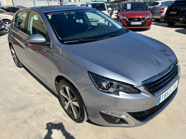 PEUGEOT 308 ALLURE 1.2 E-THP AUTO SPANISH LHD IN SPAIN 61000 MILES SUPERB 2017