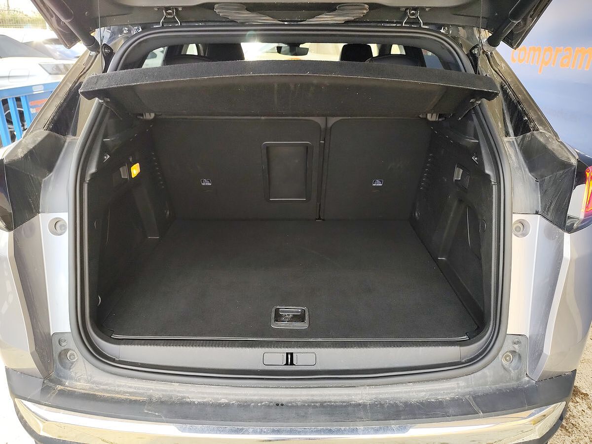 COMING SOON PEUGEOT 3008 GT HYBRID 4 AUTO PHEV SPANISH LHD IN SPAIN 48000 MILES SUPERB 2022