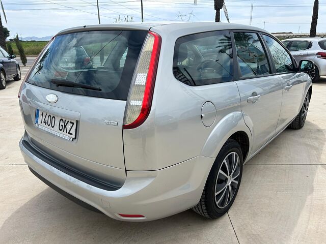 FORD FOCUS TREND ESTATE 1.6 TDCI SPANISH LHD IN SPAIN 102000 MILES SUPERB 2009