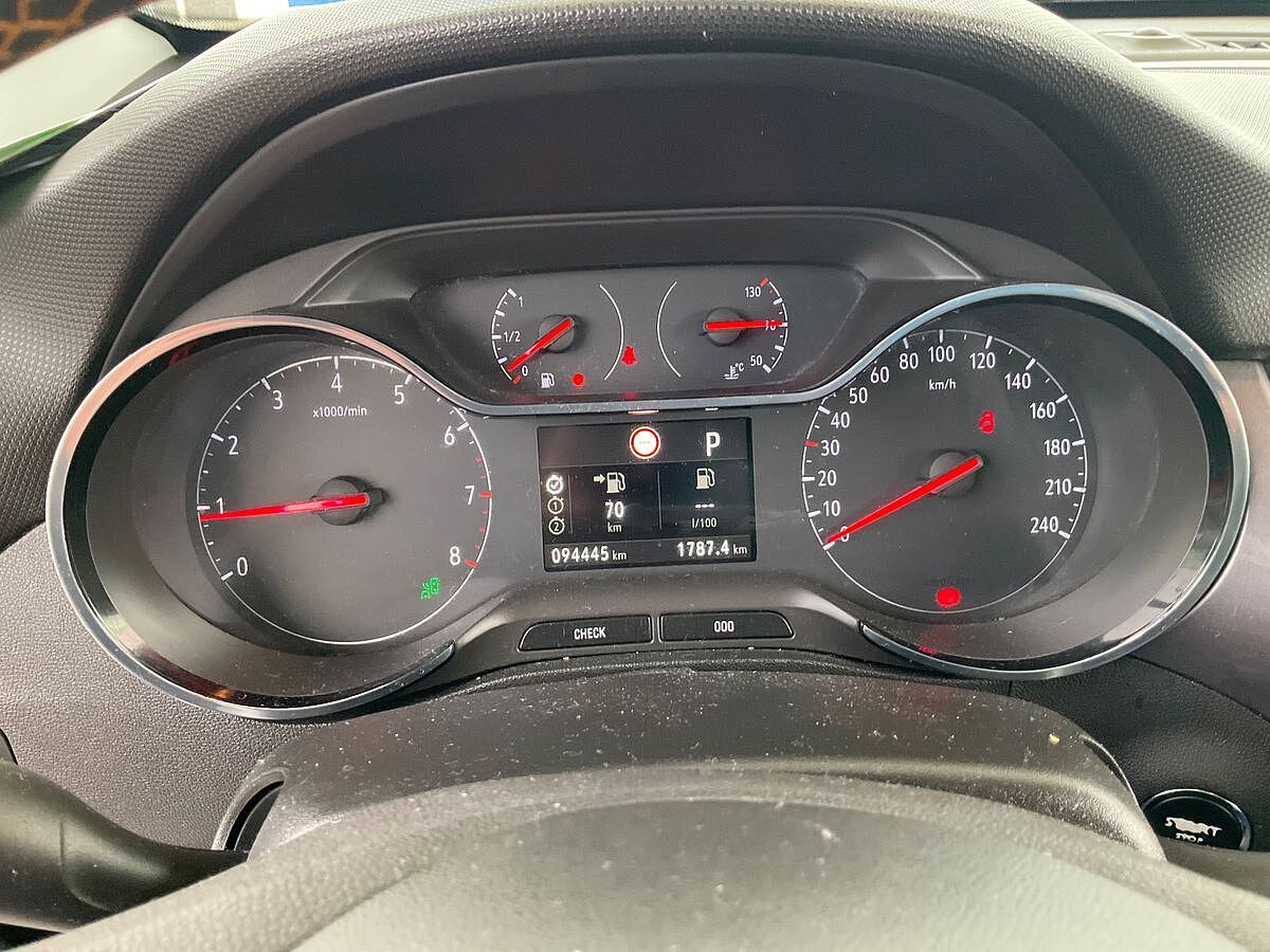 COMING SOON OPEL CROSSLAND X 1.2 AUTO SPANISH LHD IN SPAIN ONLY 58000 MILES SUPERB 2017