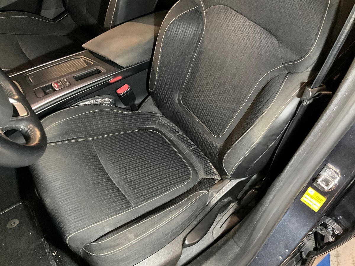 COMING SOON RENAULT MEGANE ESTATE 1.2 TCE AUTO SPANISH LHD IN SPAIN 35000 MILES SUPER 2017