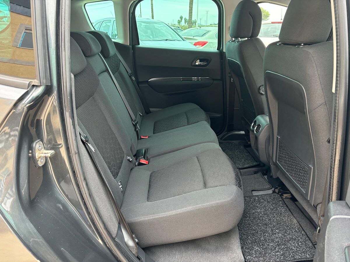 PEUGEOT 3008 ALLURE 1.6 BLUE HDI AUTO SPANISH LHD IN SPAIN 95000 MILES 2016