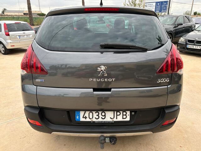 PEUGEOT 3008 ALLURE 1.6 BLUE HDI AUTO SPANISH LHD IN SPAIN 95000 MILES 2016