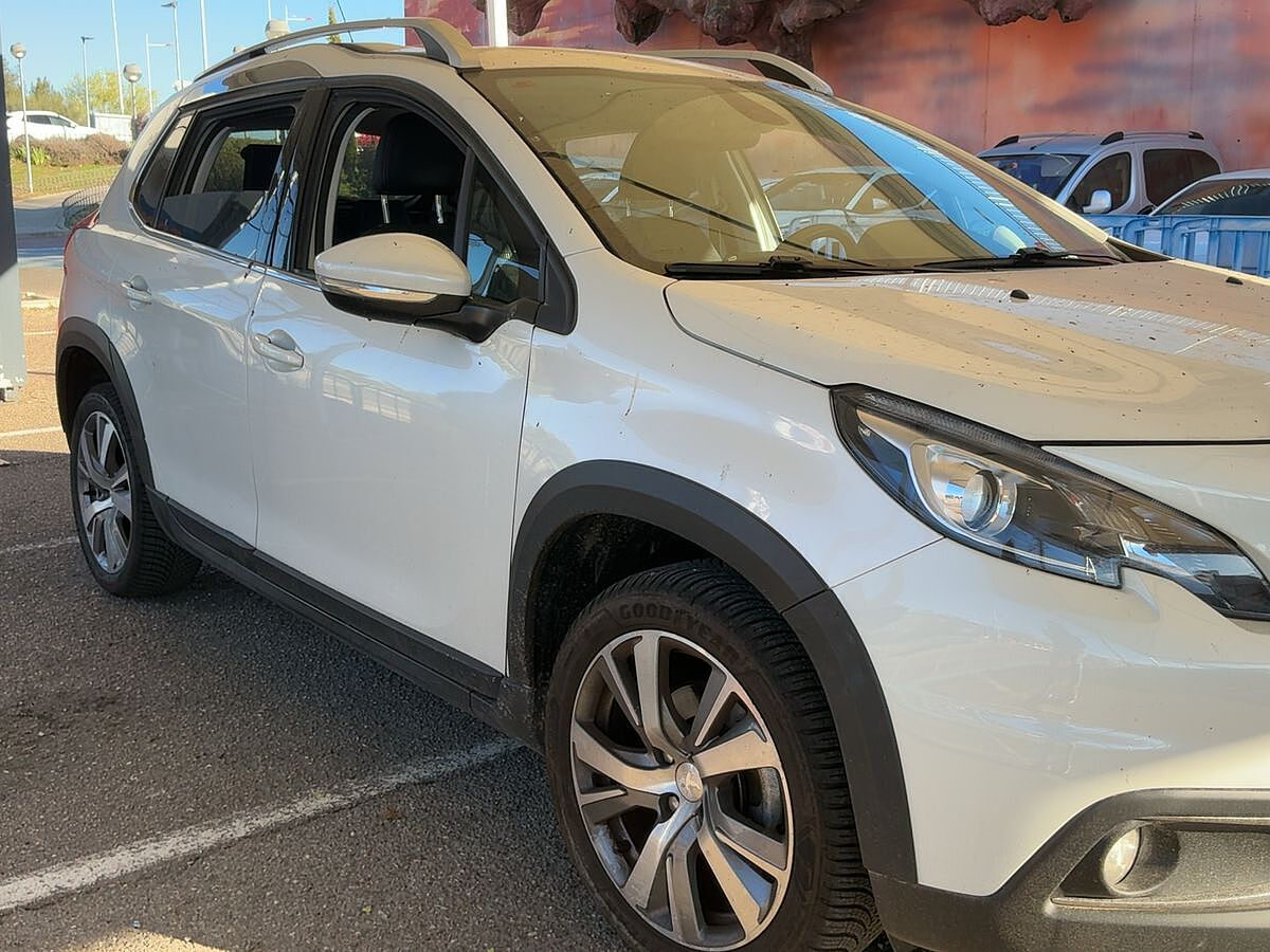 COMING SOON PEUGEOT 2008 ALLURE 1.2 E-THP AUTO SPANISH LHD IN SPAIN 43000 MILES 1 OWNER 2017