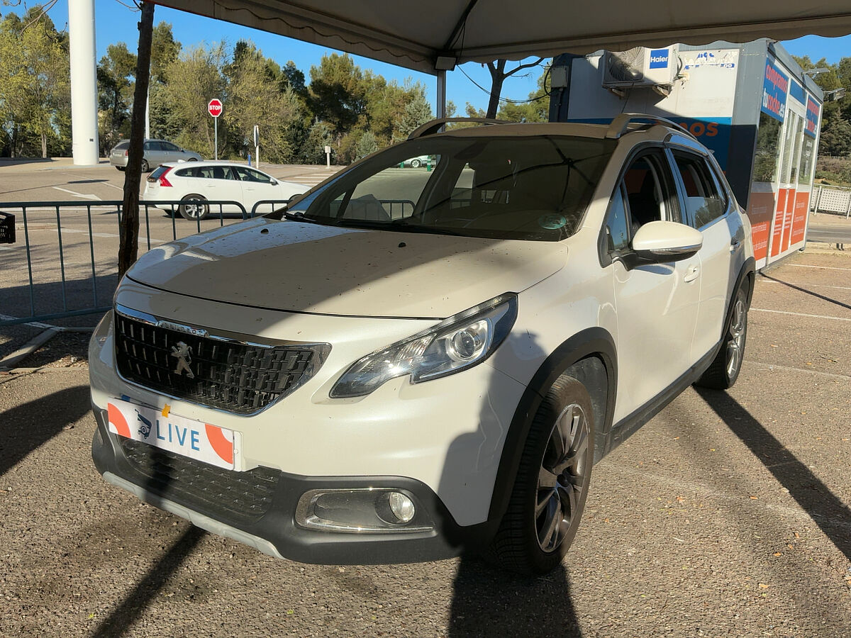 COMING SOON PEUGEOT 2008 ALLURE 1.2 E-THP AUTO SPANISH LHD IN SPAIN 43000 MILES 1 OWNER 2017
