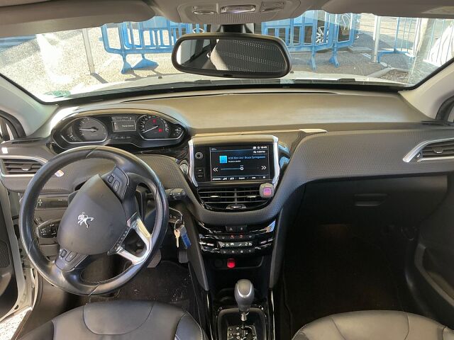 COMING SOON PEUGEOT 2008 ALLURE 1.2 E-THP AUTO SPANISH LHD IN SPAIN 43000 MILES 1 OWNER 2017