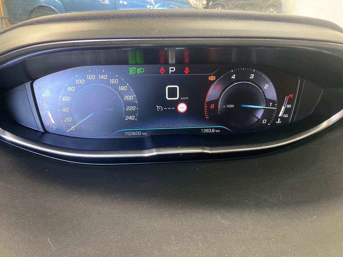 COMING SOON PEUGEOT 3008 GT LINE 1.5 HDI AUTO SPANISH LHD IN SPAIN 93000 MILES SUPERB 2018