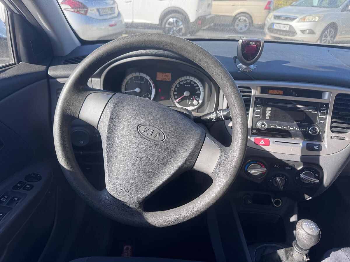 JUST ARRIVED AWAITING PREPERATION KIA RIO COMFORT 1.4 SPANISH LHD IN SPAIN ONLY 42000 MILES SUPERB 2006
