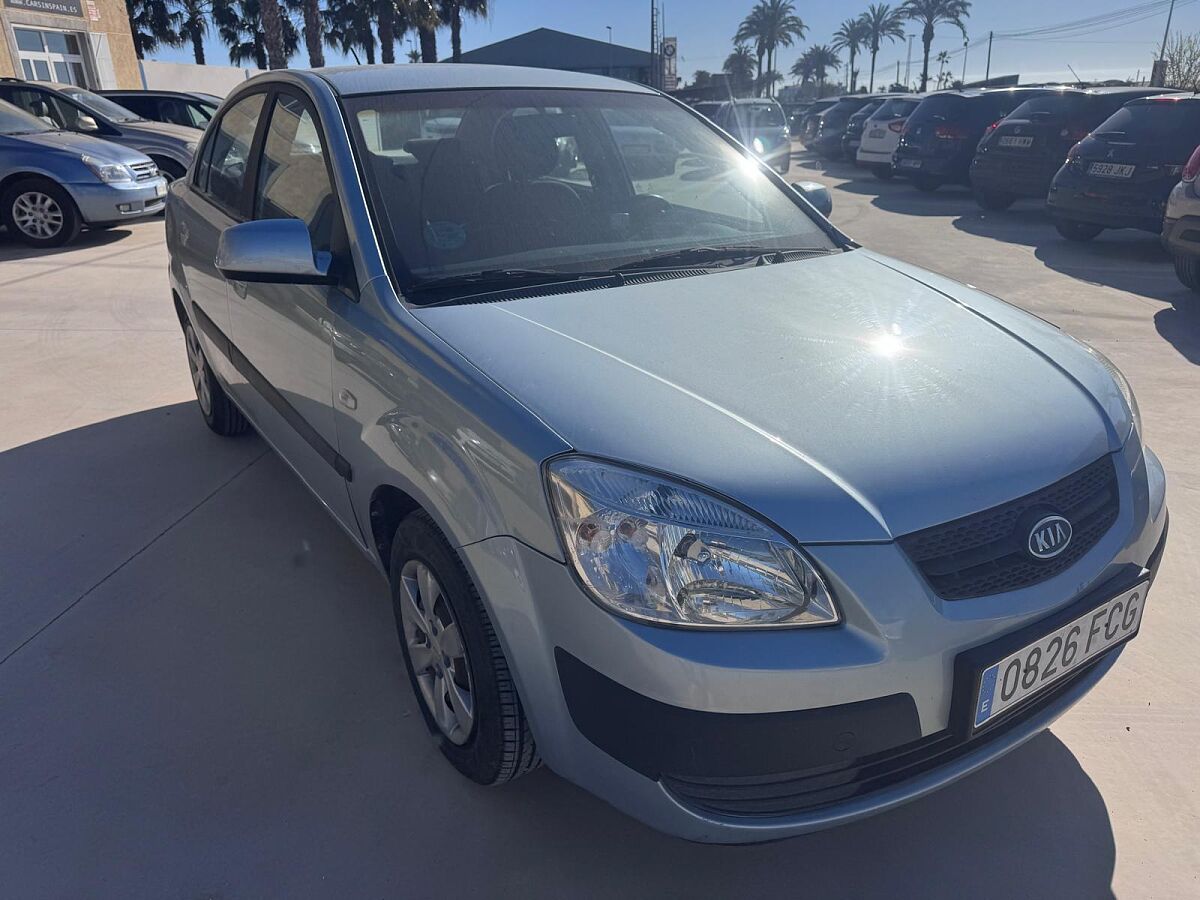 JUST ARRIVED AWAITING PREPERATION KIA RIO COMFORT 1.4 SPANISH LHD IN SPAIN ONLY 42000 MILES SUPERB 2006
