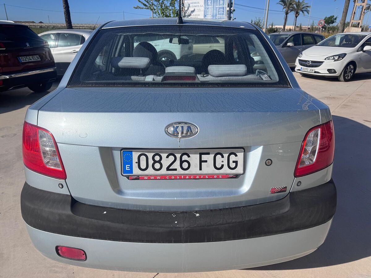 JUST ARRIVED AWAITING PREPERATION KIA RIO COMFORT 1.4 SPANISH LHD IN SPAIN ONLY 42000 MILES SUPERB 2006