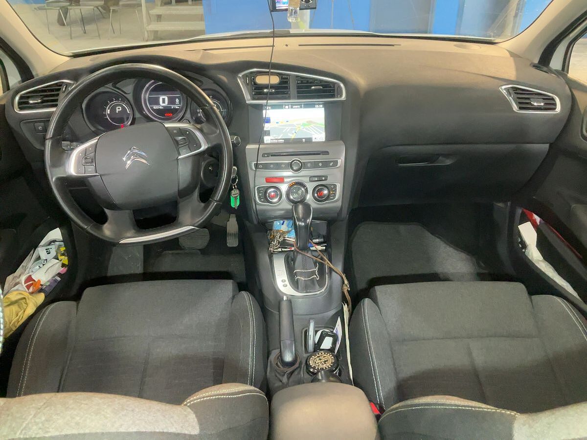 JUST ARRIVED AWAITING PREPERATION CITROEN C4 FEEL 1.6 BLUE HDI AUTO SPANISH LHD IN SPAIN 101000 MILES 2015