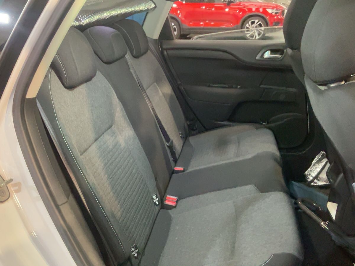 JUST ARRIVED AWAITING PREPERATION CITROEN C4 FEEL 1.6 BLUE HDI AUTO SPANISH LHD IN SPAIN 101000 MILES 2015