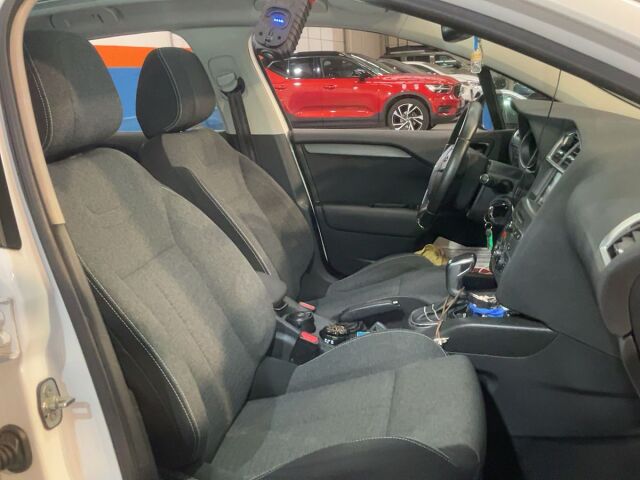 JUST ARRIVED AWAITING PREPERATION CITROEN C4 FEEL 1.6 BLUE HDI AUTO SPANISH LHD IN SPAIN 101000 MILES 2015