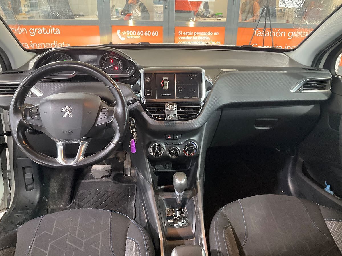 COMING SOON PEUGEOT 2008 STYLE 1.2 E-THP AUTO SPANISH LHD IN SPAIN 64000 MILES 1 OWNER 2018