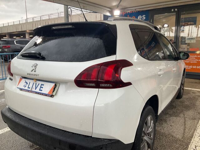 COMING SOON PEUGEOT 2008 STYLE 1.2 E-THP AUTO SPANISH LHD IN SPAIN 64000 MILES 1 OWNER 2018