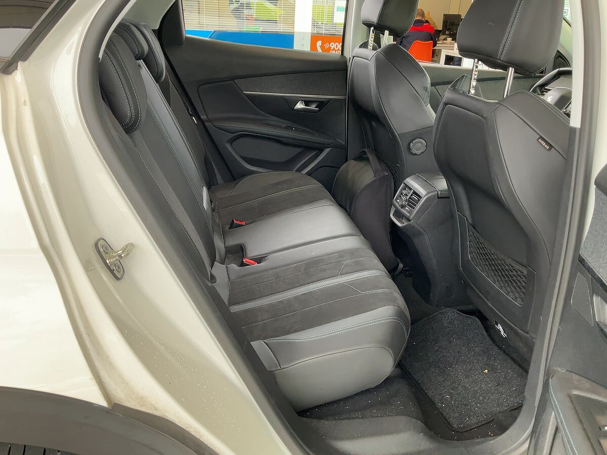 COMING SOON PEUGEOT 3008 CROSSWAY 1.5 BLUE HDI AUTO SPANISH LHD IN SPAIN 111000 MILES 2018